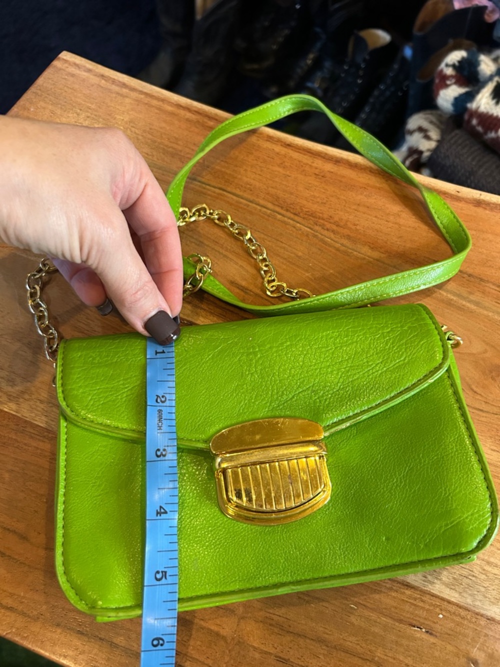 Vintage Baci Green Leather Crossbody Bag with Gold Hardware - Picture 9 of 9